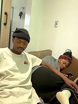 Snapshot of AllDayBbC chatting on October 21, 2025, 3:24 pm AllDayBbC online show from October 21, 2025, 3:24 pm