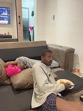 Snapshot of AllDayBbC chatting on October 25, 2025, 9:09 pm AllDayBbC online show from October 25, 2025, 9:09 pm