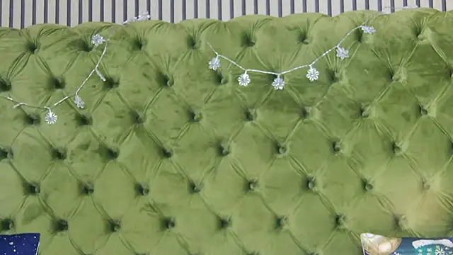 LunaHart online show from January 14, 2026, 3:06 pm