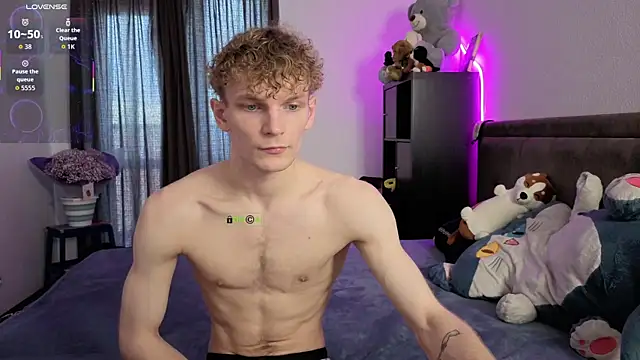 Snapshot of adam_chris chatting on October 20, 2025, 7:53 am adam chris online show from October 20, 2025, 7:53 am