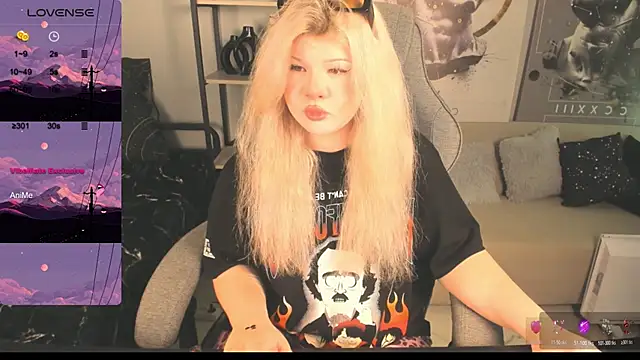 Snapshot of LilithNelson chatting on October 22, 2025, 5:45 pm LilithNelson online show from October 22, 2025, 5:45 pm