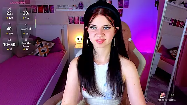 Wander Waves online show from September 13, 2025, 8:41 pm