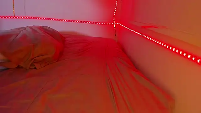 Dulce TentacionLatina online show from October 11, 2025, 2:11 am