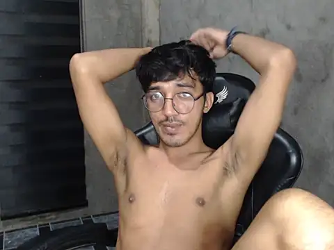 RowyCam online show from January 31, 2026, 7:11 pm