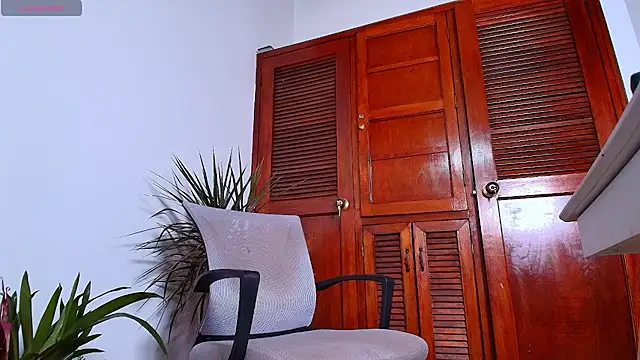Eduar Quevedo01 online show from September 19, 2025, 1:29 am