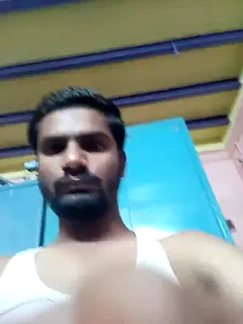 ZZiraa online show from September 26, 2025, 5:06 pm