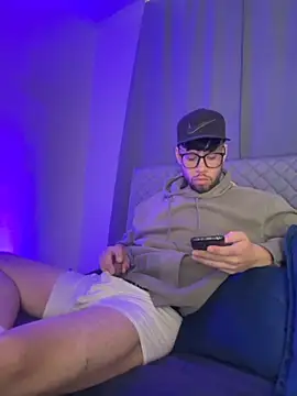 Snapshot of stalinhernandez chatting on November 3, 2025, 5:25 pm stalinhernandez online show from November 3, 2025, 5:25 pm