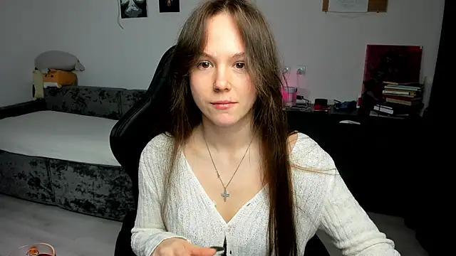 Snapshot of cute_little_ass chatting on April 15, 2026, 4:03 pm cute little ass online show from April 15, 2026, 4:03 pm