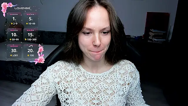 Snapshot of cute_little_ass chatting on April 17, 2026, 4:10 pm cute little ass online show from April 17, 2026, 4:10 pm