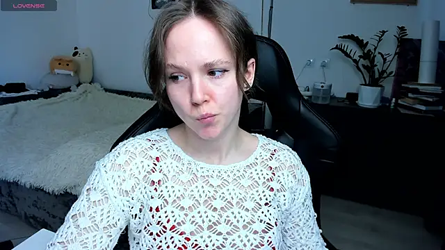 Snapshot of cute_little_ass chatting on May 7, 2026, 1:05 pm cute little ass online show from May 7, 2026, 1:05 pm