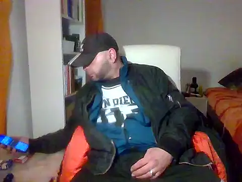 SmokedAlloy2 online show from March 22, 2026, 11:19 pm