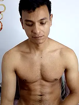 Snapshot of Valois2025 chatting on November 11, 2025, 5:51 am Valois2025 online show from November 11, 2025, 5:51 am