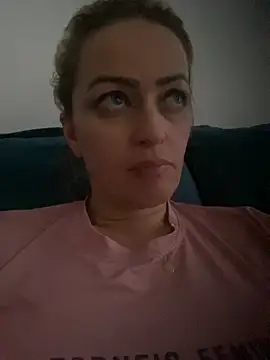 Snapshot of Alerquinasc chatting on November 1, 2025, 9:17 pm Alerquinasc online show from November 1, 2025, 9:17 pm