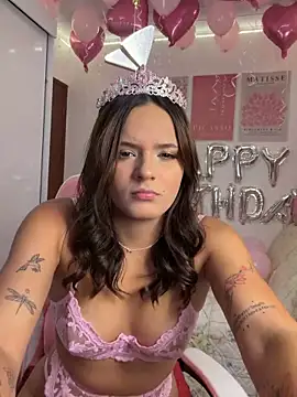 rayssabjj online show from March 18, 2026, 12:14 am