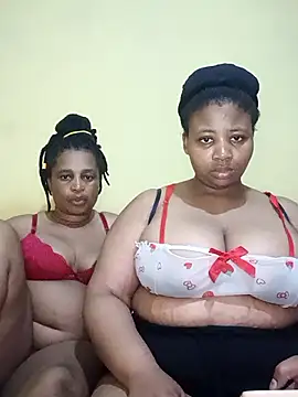 Snapshot of Prettyboobiesx chatting on October 14, 2025, 7:47 pm Prettyboobiesx online show from October 14, 2025, 7:47 pm