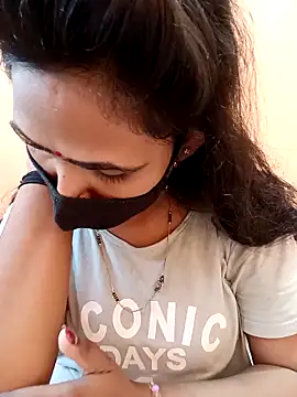 Snapshot of Shagun-Mishra chatting on September 18, 2025, 3:52 am Shagun-Mishra online show from September 18, 2025, 3:52 am