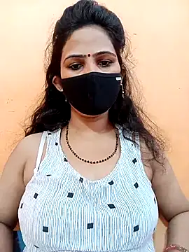 Snapshot of Shagun-Mishra chatting on October 8, 2025, 5:05 am Shagun-Mishra online show from October 8, 2025, 5:05 am