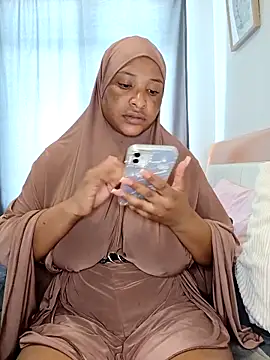 Sweetbxxx24 online show from March 11, 2026, 12:22 pm