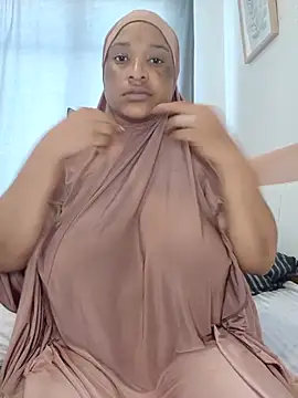 Sweetbxxx24 online show from May 16, 2026, 8:22 am