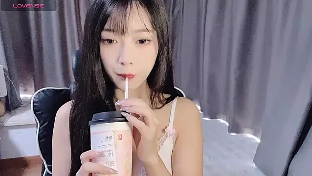 Snapshot of Cicicici-cc chatting on September 26, 2025, 2:15 am Cicicici-cc online show from September 26, 2025, 2:15 am