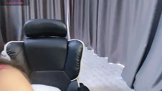 Snapshot of Cicicici-cc chatting on October 13, 2025, 2:11 am Cicicici-cc online show from October 13, 2025, 2:11 am