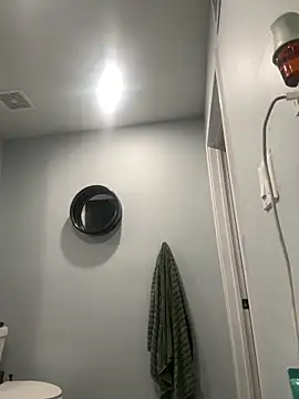 StandOnthatboy online show from April 22, 2026, 11:34 am