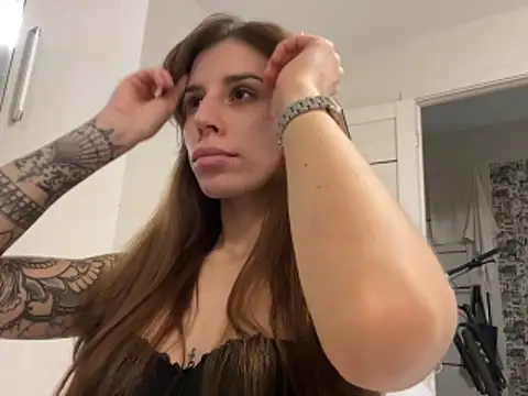 BossyBliss online show from December 21, 2025, 12:45 pm