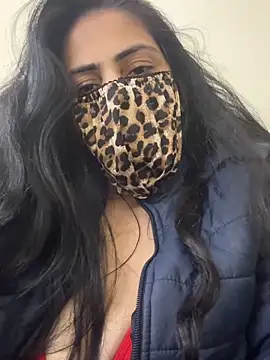 SashaPatel online show from December 1, 2025, 2:22 pm