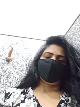 SashaPatel online show from July 3, 2026, 1:39 pm