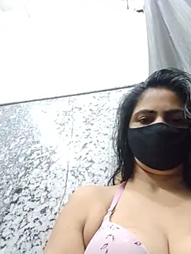 SashaPatel online show from July 30, 2026, 2:16 pm