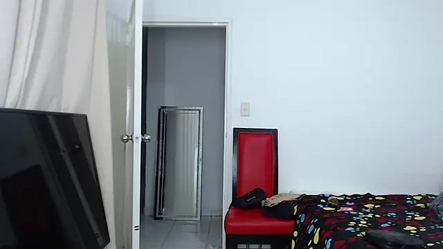 Snapshot of Alex_mojica chatting on September 21, 2025, 5:42 am Alex mojica online show from September 21, 2025, 5:42 am