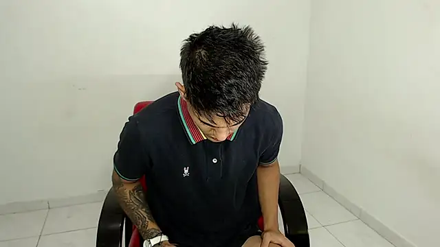 Alex mojica online show from March 7, 2026, 6:43 am