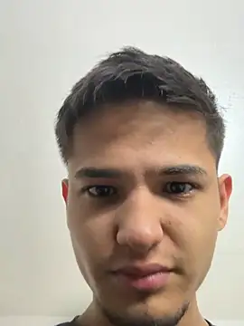 Alex mojica online show from March 15, 2026, 7:47 am