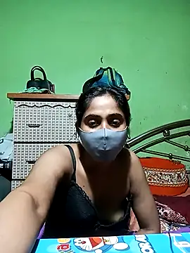 nila-aktar online show from September 9, 2025, 3:33 pm