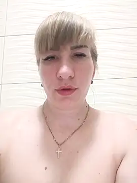 babyjessi online show from May 8, 2026, 6:35 pm