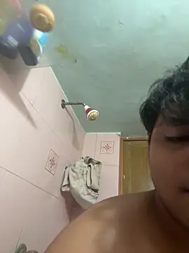 Snapshot of Kira_1413 chatting on March 11, 2026, 8:53 am Kira 1413 online show from March 11, 2026, 8:53 am