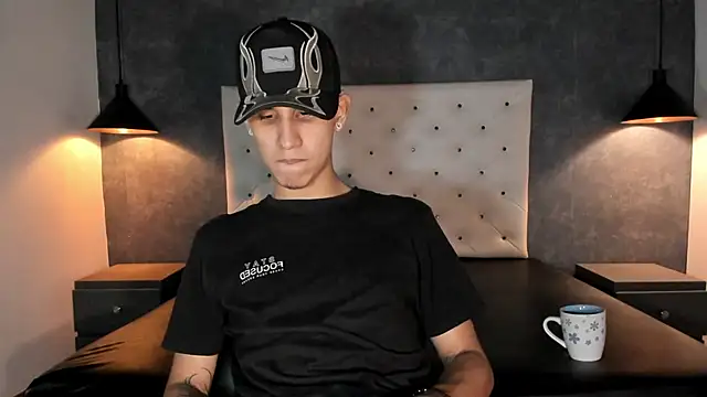  realwav online show from December 16, 2025, 8:41 am