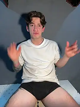 AteneoJr online show from February 19, 2026, 1:34 am