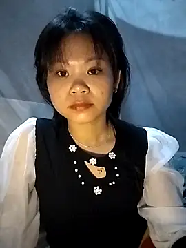 Snapshot of LinhNa999 chatting on February 16, 2026, 1:35 am LinhNa999 online show from February 16, 2026, 1:35 am