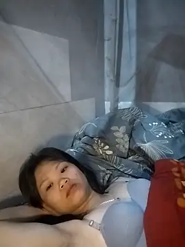 Snapshot of LinhNa999 chatting on March 5, 2026, 1:23 am LinhNa999 online show from March 5, 2026, 1:23 am