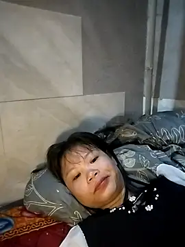 Snapshot of LinhNa999 chatting on March 17, 2026, 2:05 am LinhNa999 online show from March 17, 2026, 2:05 am