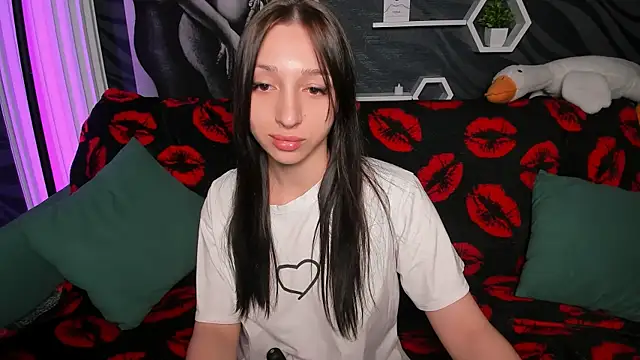 sheillawood online show from October 22, 2025, 12:22 am