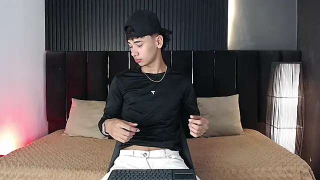 Snapshot of Dominic_ghost chatting on September 28, 2025, 6:57 pm Dominic ghost online show from September 28, 2025, 6:57 pm