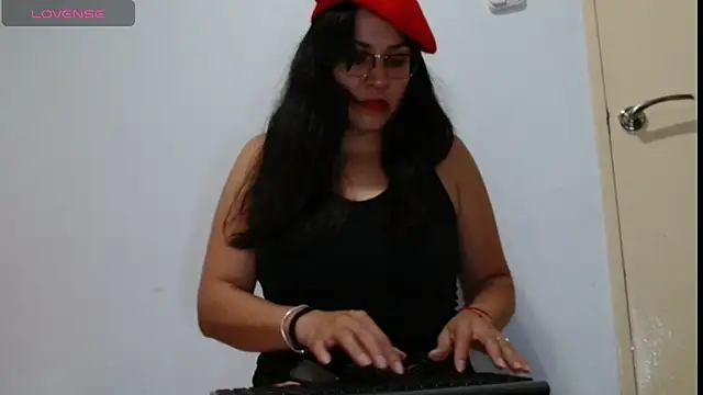 astridcollinsvip online show from January 19, 2026, 7:56 am