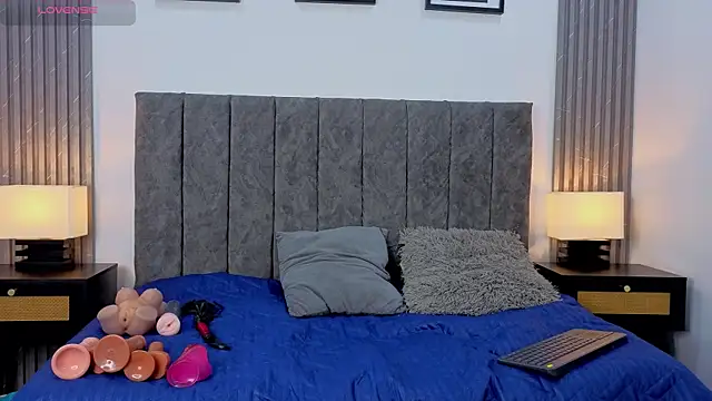 Liam forest  online show from October 18, 2025, 4:48 am