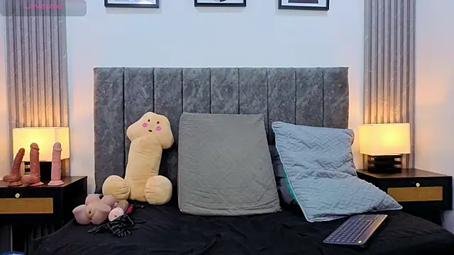 Liam forest  online show from November 5, 2025, 4:45 am