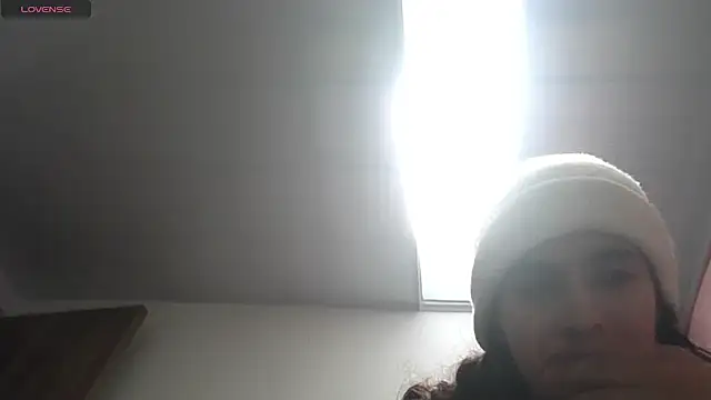 Alynn Bri  online show from July 22, 2026, 2:31 pm