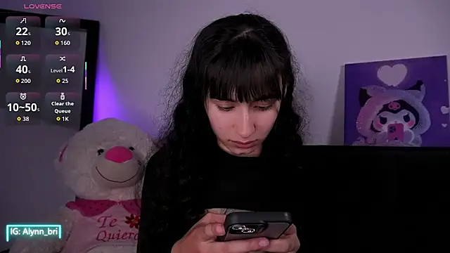 Alynn Bri  online show from August 5, 2026, 6:49 am