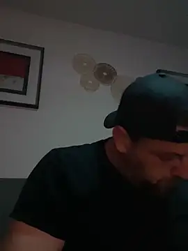 madmiki online show from November 14, 2025, 12:09 am