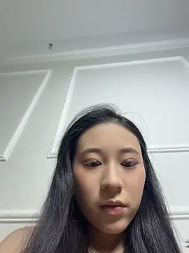 shishi0688 online show from June 19, 2026, 3:27 pm